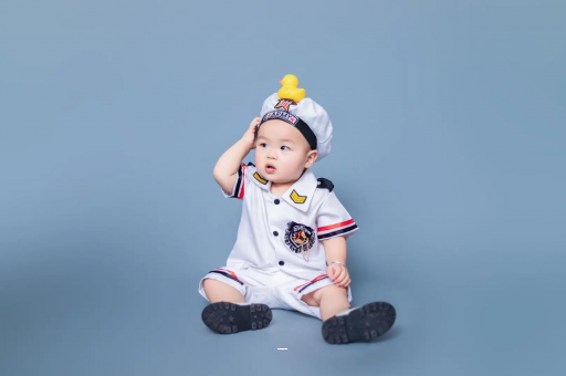 随县宝宝老摇头怎么回事